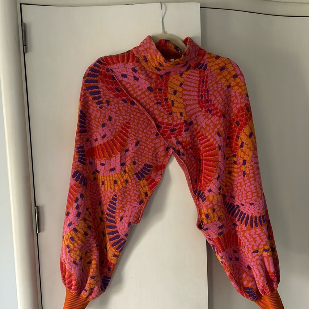 Farm Rio shoulder sweater